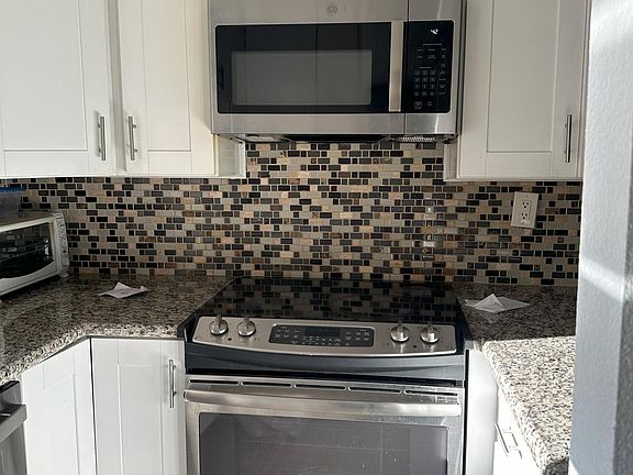 4th image of 6186 Agee St Unit 271