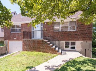 106 Sweetfield Cir, Yonkers, NY 10704
