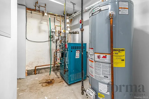 Sold by Forma New York LLC | media 29