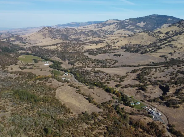 1200 Buckhorn Springs Rd, Ashland, OR 97520