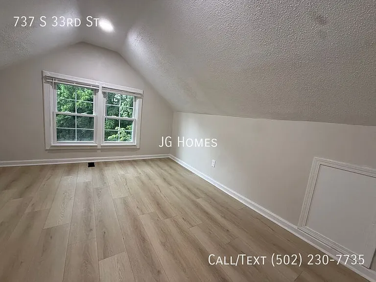 737 S 33rd St — Photo 20