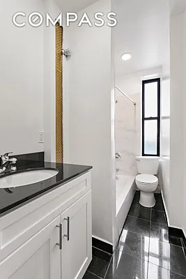 Rented by Compass | media 21