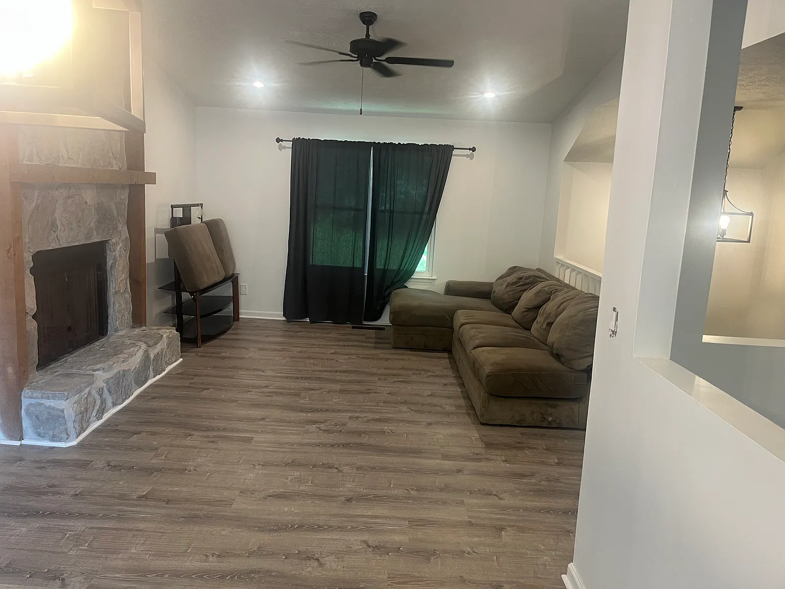 4 bed, 2052 sqft, $750 — Photo 3