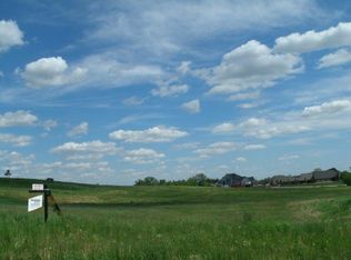 2210 E Downs Rdg, Appleton, WI 54913