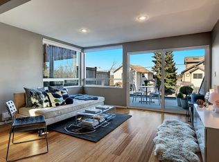 63 W Etruria St APT 1, Seattle, WA 98119