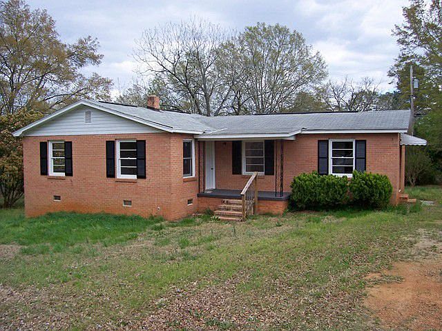 1st image of 620 Carey St