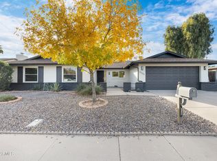 2505 W Summit Pl, Chandler, AZ 85224