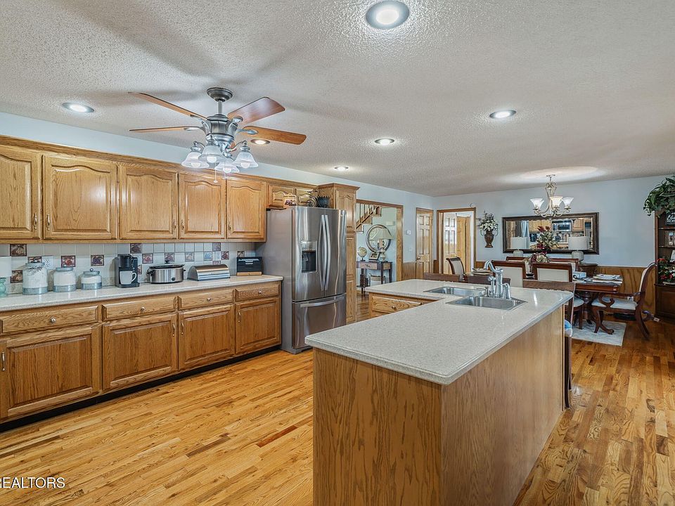 10th image of this home