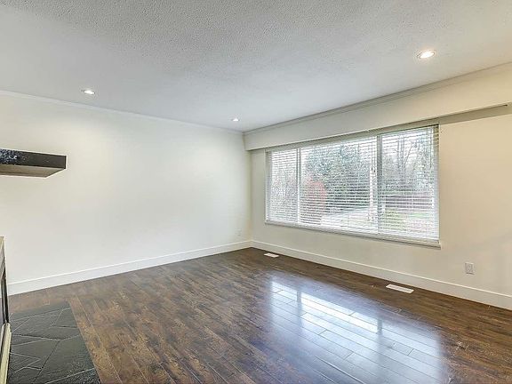 2nd image of 10055 122nd St