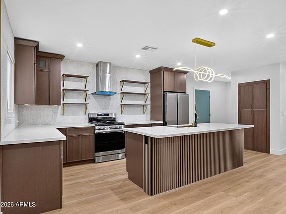 4th image of 3202 W GARFIELD Street