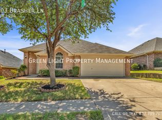403 Brasher Ln, Euless, TX 76040