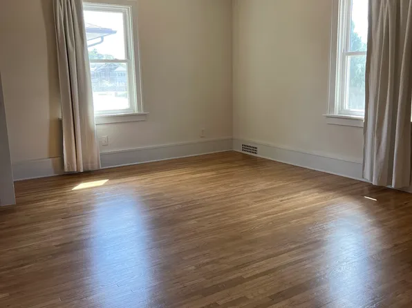 1008 Morningside Ave, Sioux City, IA 51106