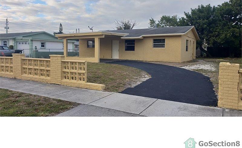 2nd image of 2665 NW 22nd St