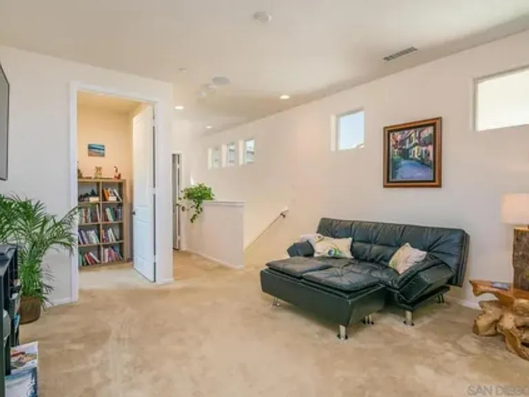 628 Gemstone Dr — Photo 18