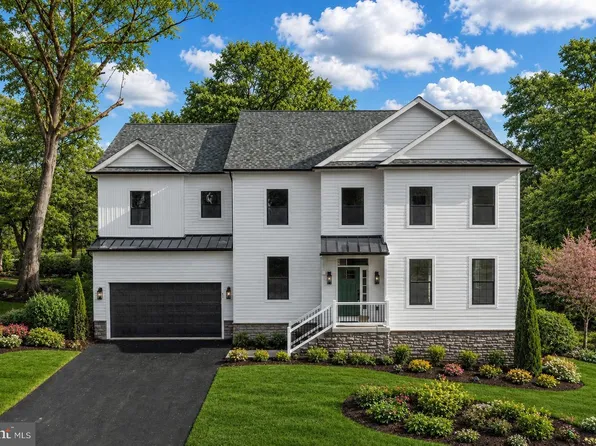 1353 Yorktown Rd, Annapolis, MD 21409