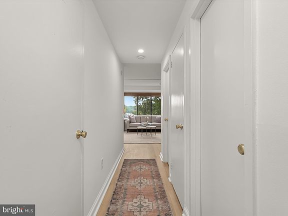 4th image of 3101 New Mexico Ave NW APT 553