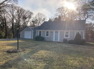 59 Pond View Dr, Centerville, MA 02632