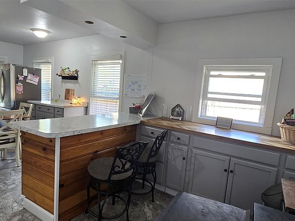 3rd image of 9 Parsons Rd