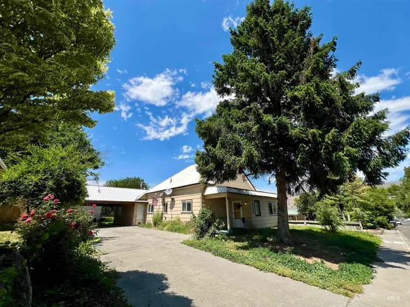 1334 McCarroll St, Clarkston, WA 99403