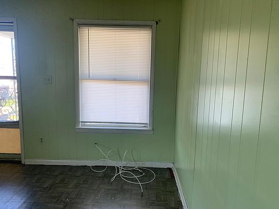 5th image of 616 30th St #2