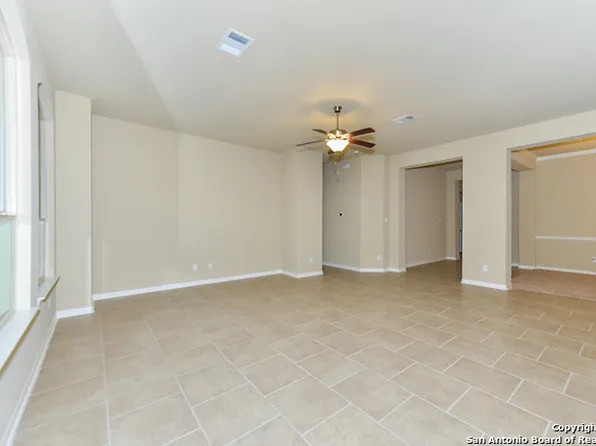 25630 Willard Path, San Antonio, TX 78261