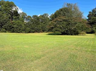 111 Lacey Ln, Spartanburg, SC 29301