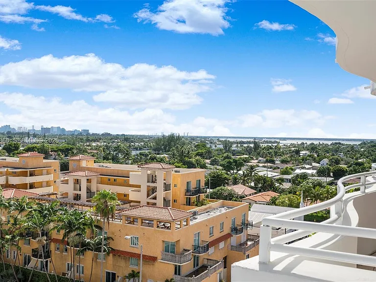 8911 Collins Ave #802 — Photo 20