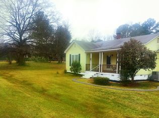 31 Nance St, Newberry, SC 29108