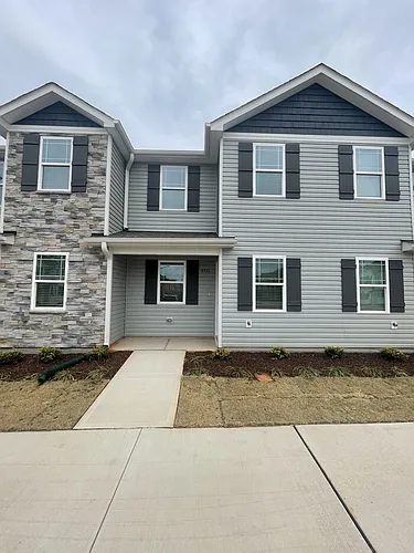 1003 Peony Ln Photo 1