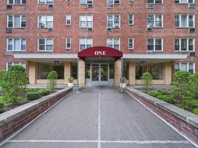 1 Sadore Lane #2M, Yonkers, NY, 10710