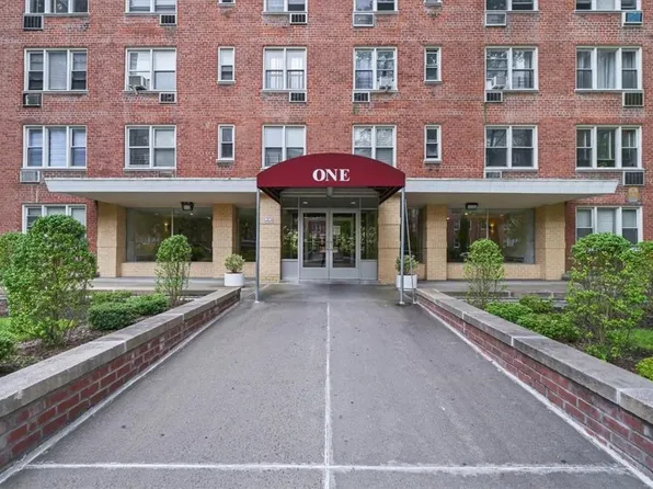 1 Sadore Lane #2M, Yonkers, NY 10710