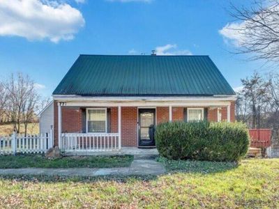 777 Mountain Pass Rd, Blue Ridge, VA, 24064