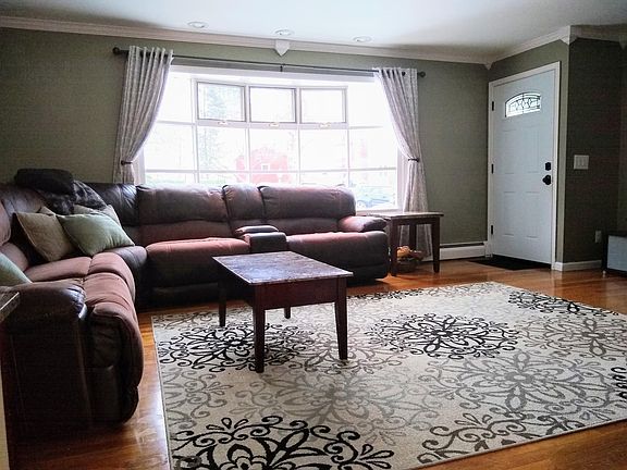 5th image of 546 Cortland St Floor 1