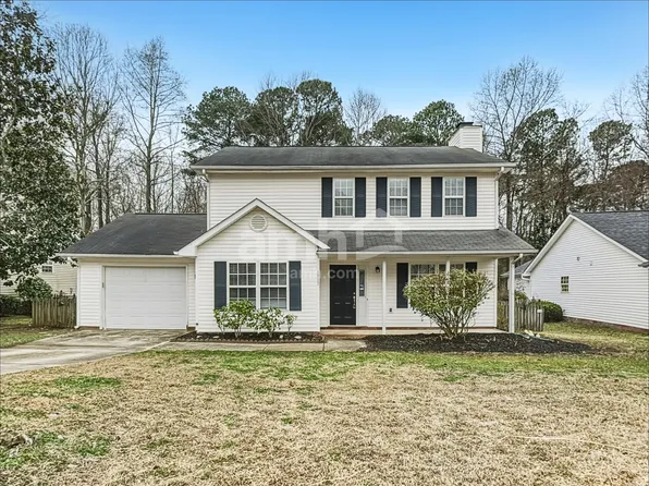 1317 Balfour Downs Cir, Fuquay Varina, NC 27526