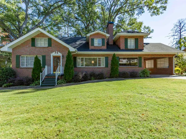 1817 29th Ave N, Bessemer, AL 35023
