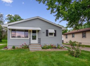 3330 Bowling St SW, Cedar Rapids, IA 52404