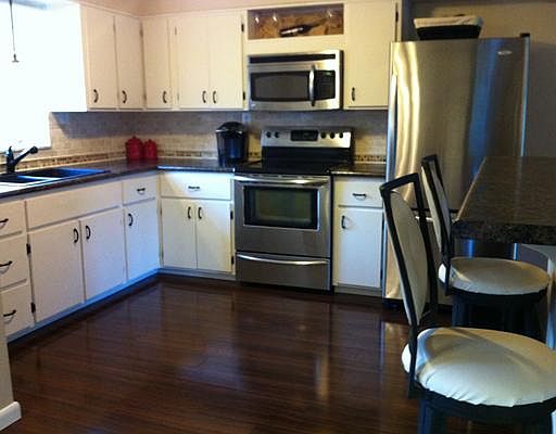 5th image of 256 Monica Dr