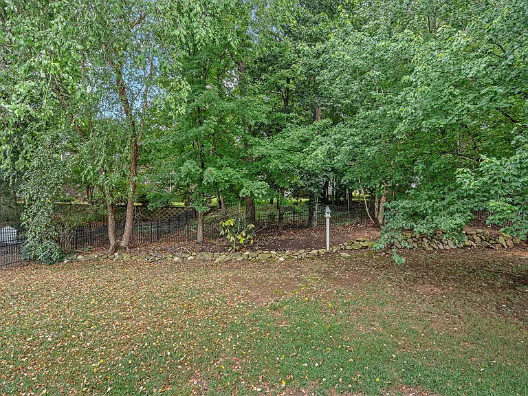 12023 Stone Forest Dr — Photo 44