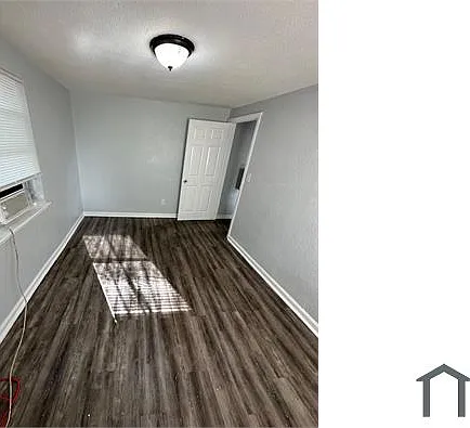 1805 W 44th St — Photo 10