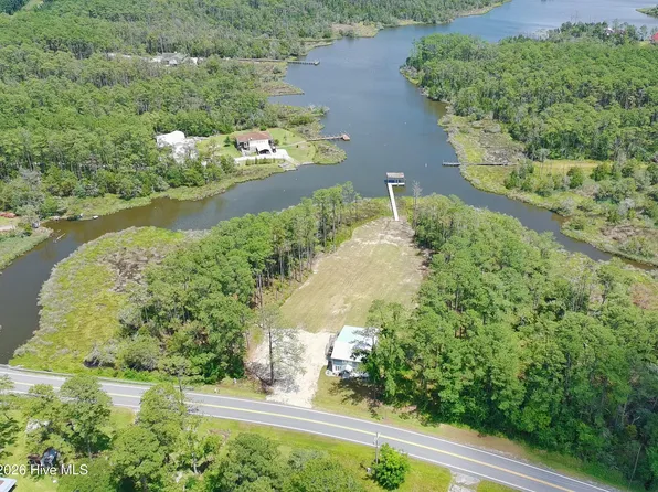 10586 Nc-304 Hwy, Mesic, NC 28515