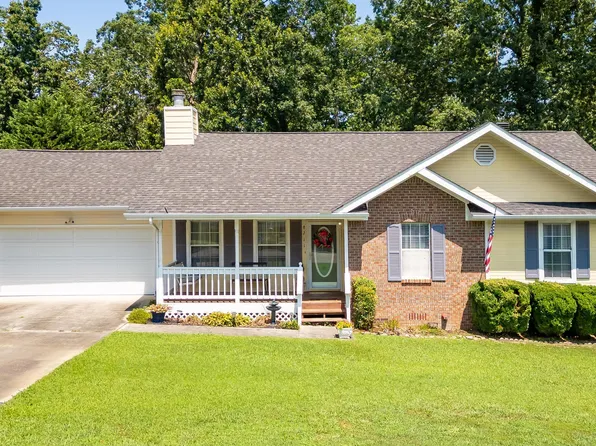 8211 Troubadour Way, Ooltewah, TN 37363