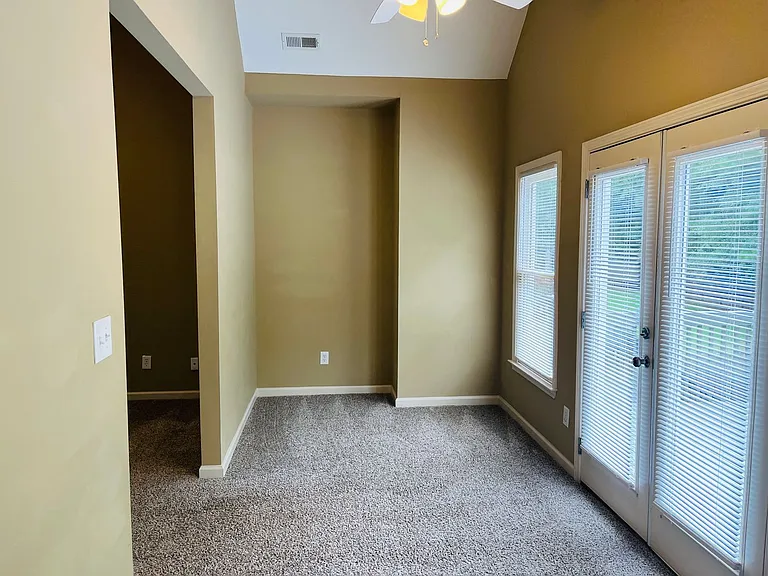 70 Indian Bluff Dr — Photo 10