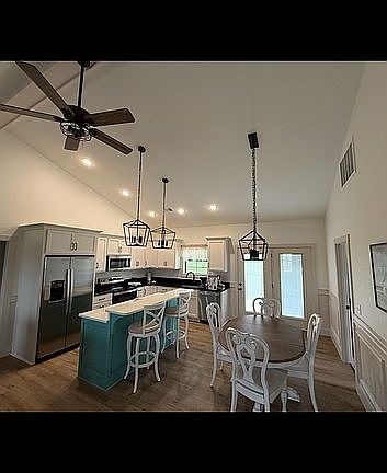 4th image of 1890 Manton Rd