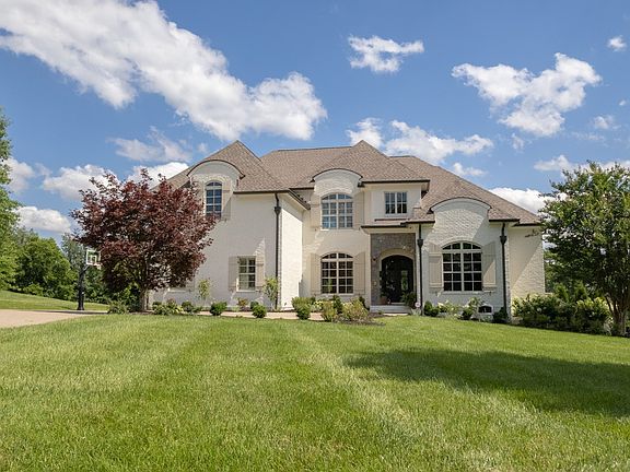 2nd image of 4621 Nadine Ln