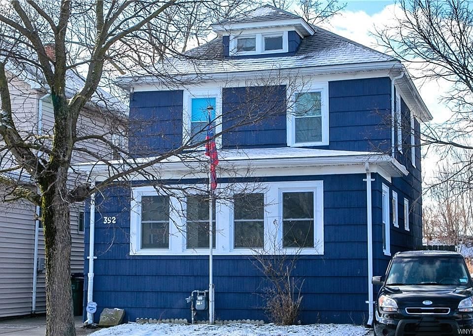 1st image of 392 Hinman Ave