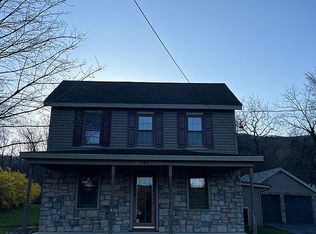 547 Path Valley Rd, Fort Loudon, PA 17224