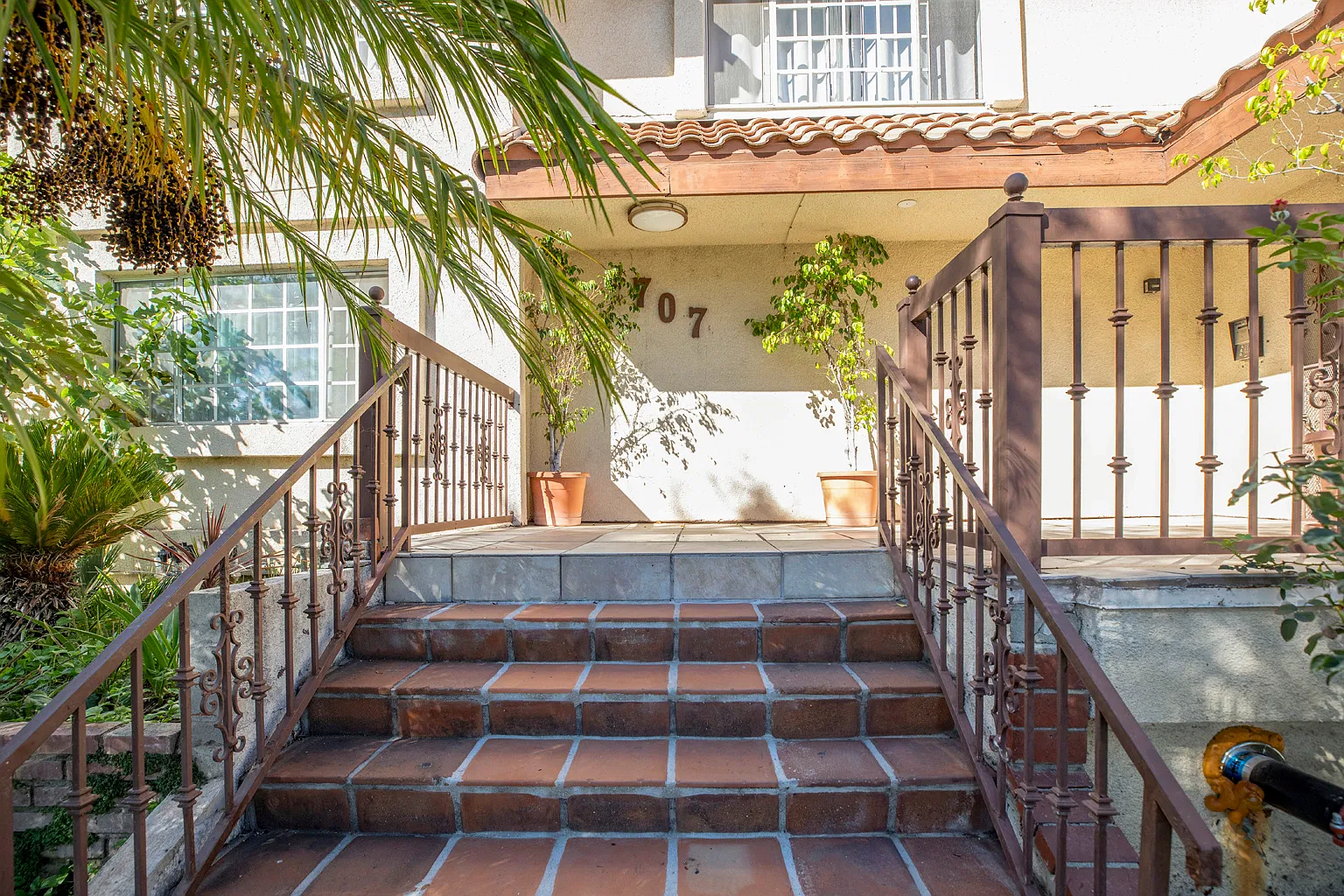 3 bed, 2.5 bath, 1476 sqft, $4,500 — Photo 4