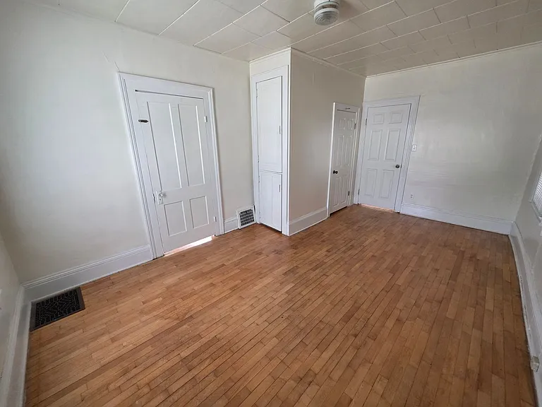 88 Milwaukee St — Photo 9