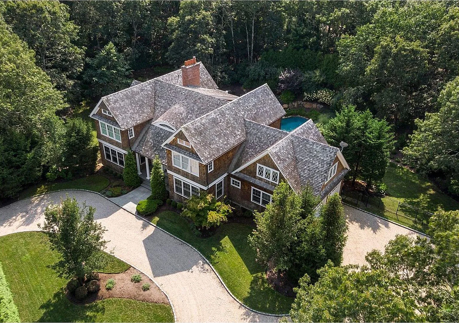 Spacious Sag Harbor Vacation Home with Amazing Outdoor Space — Photo 3