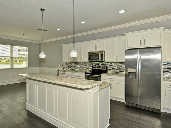 3rd image of 7302 Somerset Pond Dr
